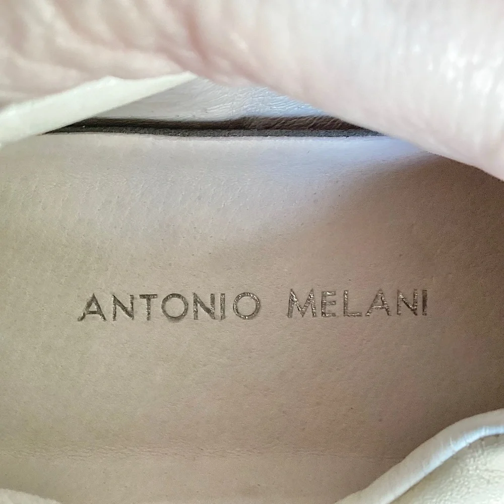Antonio Melani Garta Suntan Beige Leather Zip Up Sneakers Women’s Size 10
